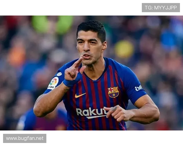 苏亚雷斯历史地位解析：能否跻身足坛顶级中锋行列