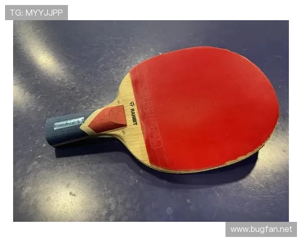 菲利克斯这生活也太反差了，球场上狂飙，私下竟爱躺沙发追剧？