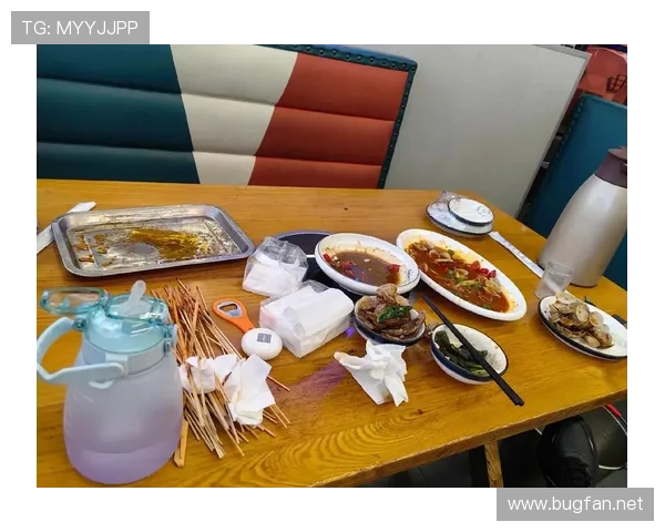 翁泓阳训练完直接去夜市吃烧烤，自律人设崩了？