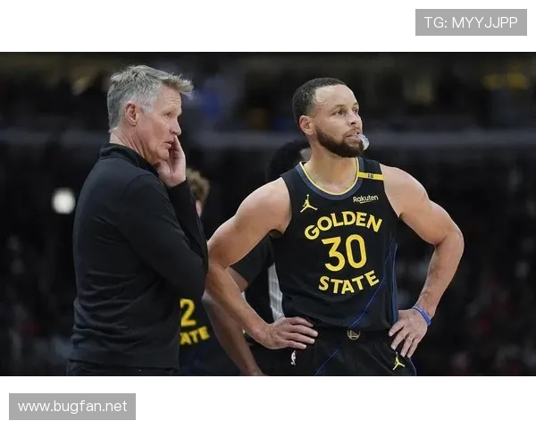 库里三分命中率持续攀升拉开与汤普森的差距